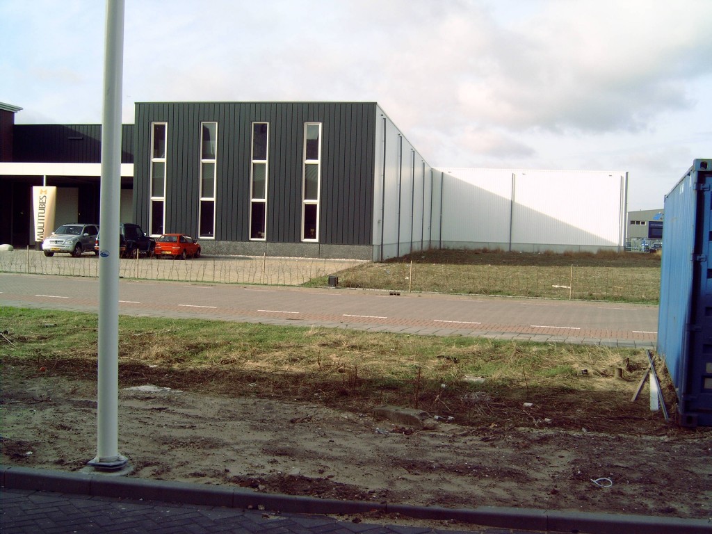 Nieuwbouw en uitbreidingen bedrijfshal in Wormerveer